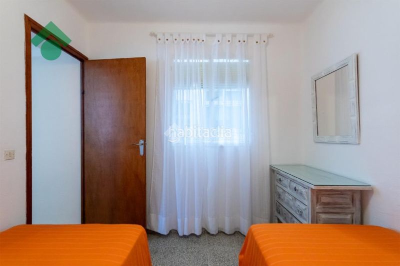 Foto e040a5d9-618c-45c1-8902-12b6c120236d. Pis a Centro Nerja