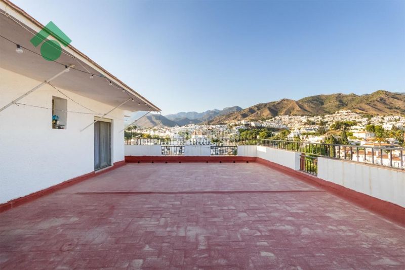 Foto 0b228d4e-0486-4f04-96b6-783d9f59e02b. Piso  en venta en nueva Nerja Nerja