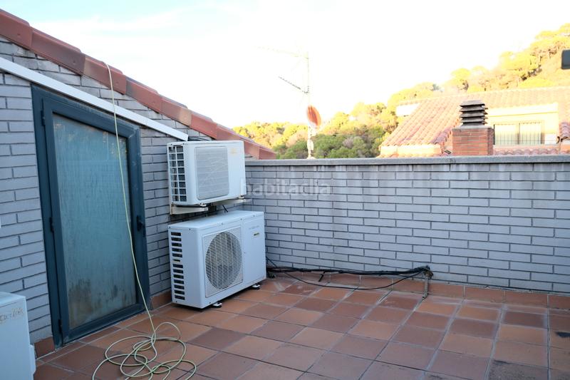 Foto 0e2eda89-be02-4ef6-9b9d-8e4ce6ab2c9a. Casa con camino parcheggio piscina in Vilanova del Vallès