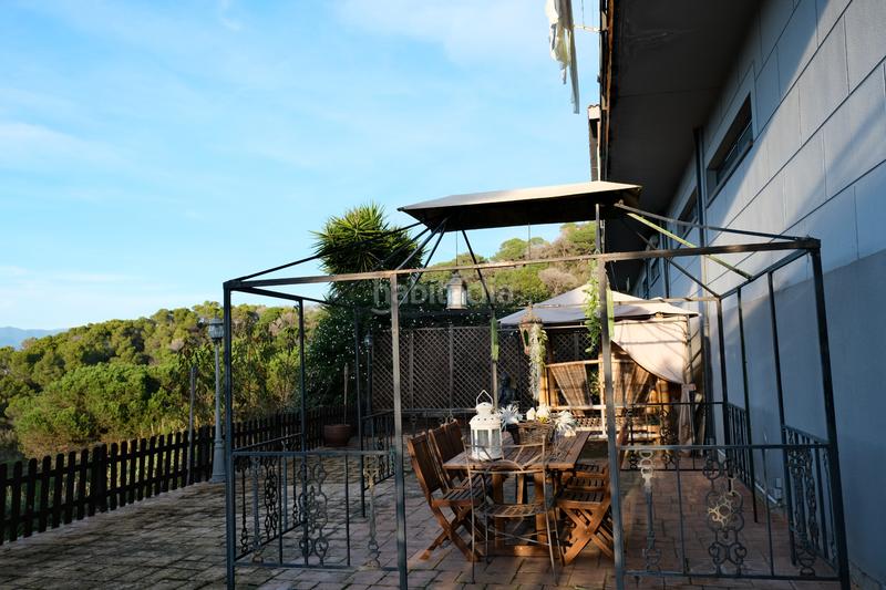 Foto 2f038c17-2752-4105-85df-383e59566e04. Casa con camino parcheggio piscina in Vilanova del Vallès