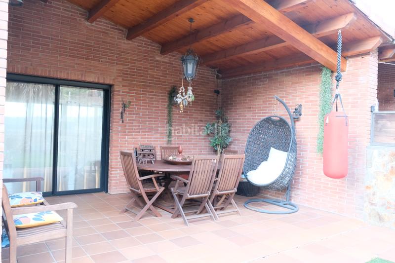 Foto cc18bc7f-70ec-4c57-9864-abca65ae6d63. Casa con camino parcheggio piscina in Vilanova del Vallès