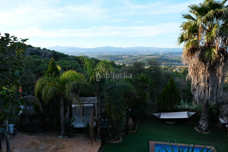 Foto daf1fad7-7656-4fec-b101-946fbdfe37fc. Casa con camino parcheggio piscina in Vilanova del Vallès