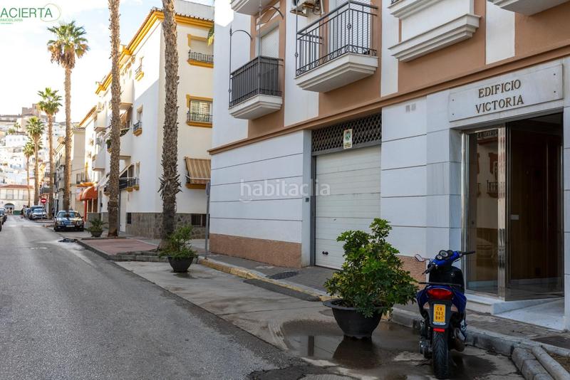 Foto 0e8683bb-53d1-4e6b-ab78-8ac145c92371. Flat with parking in Centro Salobreña