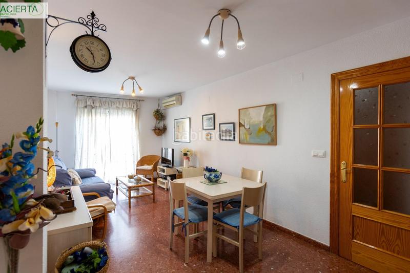 Foto db59babb-e8e1-4d3c-b8ed-7c0d56d3a7f3. Flat with parking in Centro Salobreña