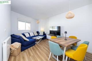 Appartement à Crta. De la Sierra. Precioso piso con terraza acojedora