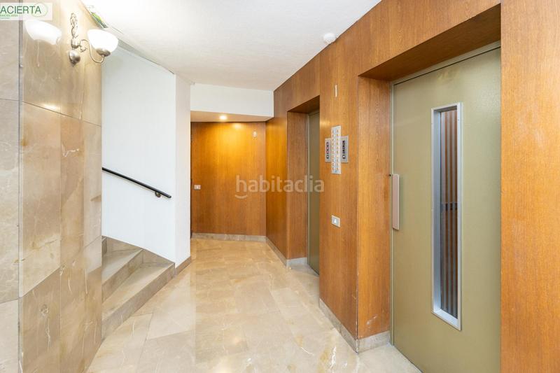 Foto b450e2bf-7063-4084-8d0e-9bf20519b280. Oficina a San Matías - Realejo Granada