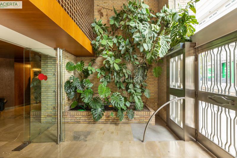 Foto eb2796c6-0d83-4e6f-83fc-e23604b0e8cf. Oficina a San Matías - Realejo Granada