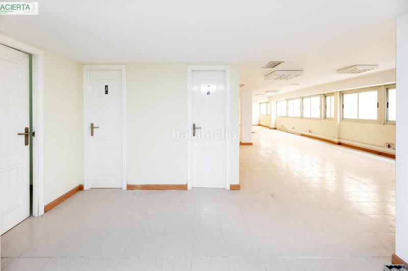 Foto ef4e6b1b-6df7-4f7e-884f-cb8db680ec93. Oficina a San Matías - Realejo Granada