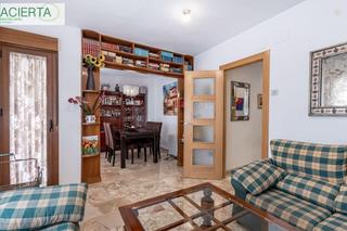 Piso  Pasaje conde alcalá 2. Magnífico piso con plaza de garaje junto a catedral.