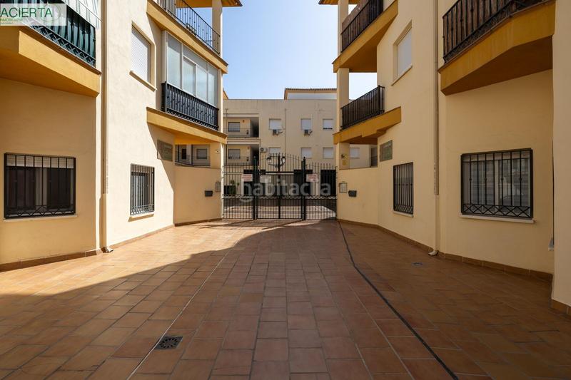 Foto 6db50848-33dc-43f5-93b3-3440c8e583b9. Planta baixa amb aparcament a Híjar Gabias (Las)