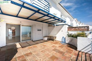 Casa adossada  Marina del este. Espectacular adosado en la herradura , con vistas al mar