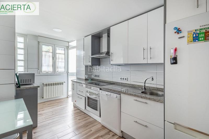 Foto a9ff0514-0b40-41f1-8c35-b81f0e453612. Etagenwohnung mit heizung in Camino de Ronda Granada