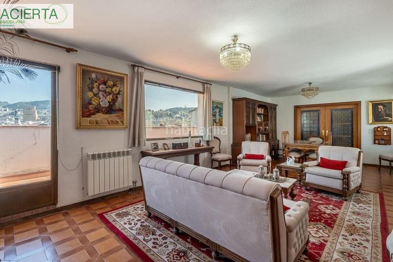 Foto 109b7b3f-c873-44bf-9e52-2b4ed9841e7a. Zweistöckige wohnung mit heizung in Camino de Ronda Granada