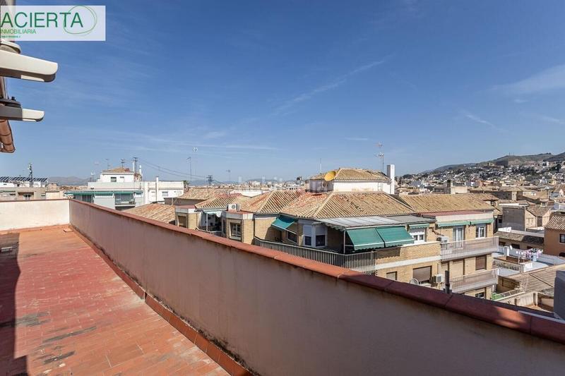 Foto 1c204e56-da1d-4088-bbee-487f3279a2b5. Zweistöckige wohnung mit heizung in Camino de Ronda Granada