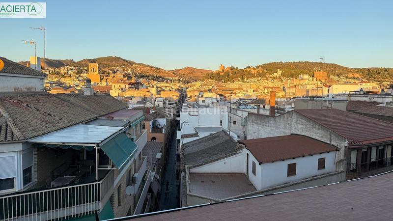 Foto 2a3bd12b-5e5f-4cc8-98e2-a27052009ac2. Zweistöckige wohnung mit heizung in Camino de Ronda Granada