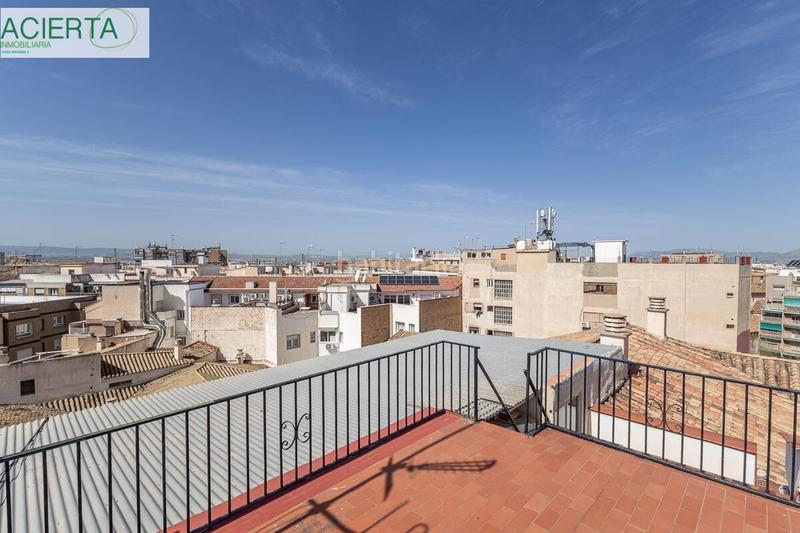 Foto 8435adcf-1800-41b1-8186-1c96b06eadfb. Zweistöckige wohnung mit heizung in Camino de Ronda Granada