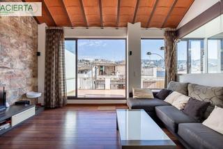 Appartement  Calle san pedro mártir 8. Vive la experiencia de un ático premium en el corazón de granada