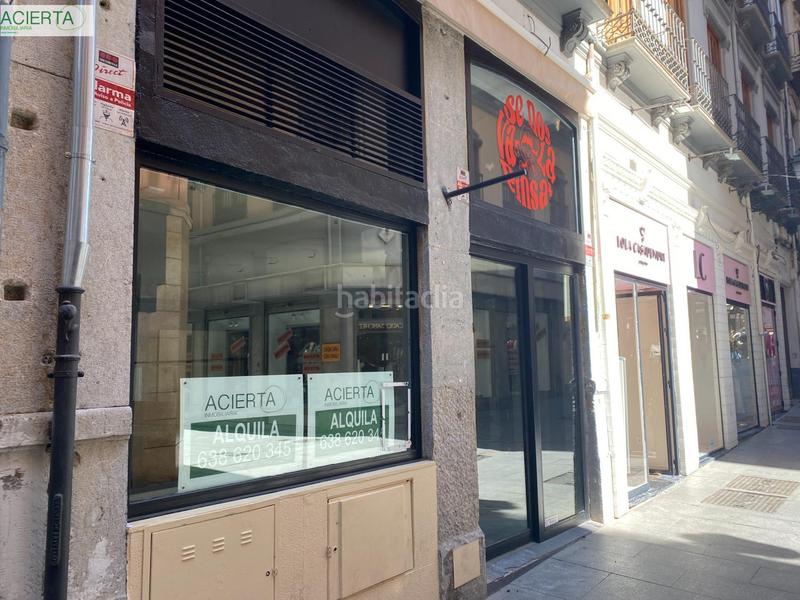 Foto 154cac95-70d6-4b39-aec6-e3fa60947237. Alquiler local comercial  en el centro en Granada