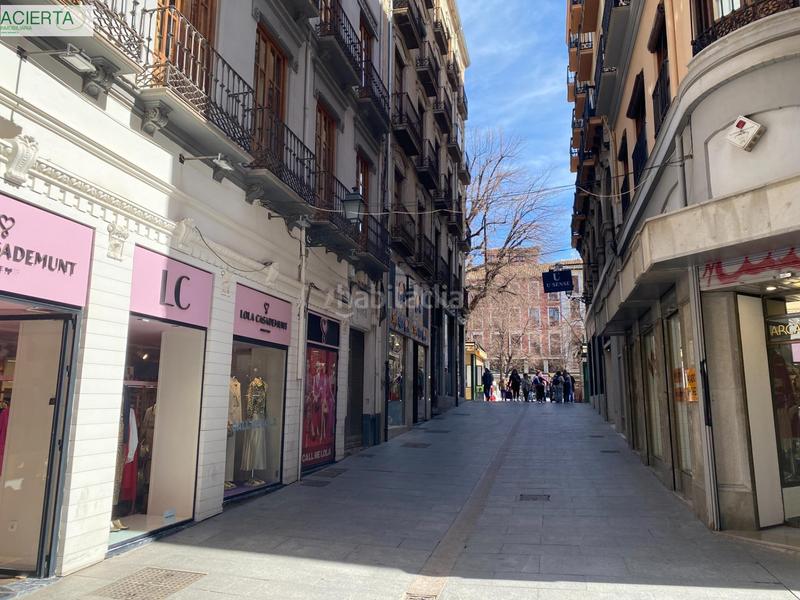 Foto 9d5b49c4-463c-473b-bf2c-5d4cded5c0ac. Lloguer local comercial a Centro - Sagrario Granada