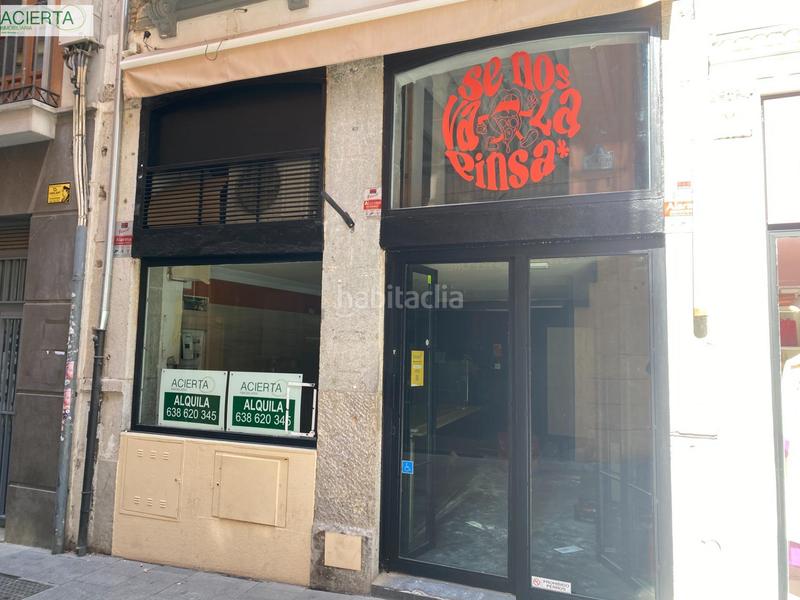 Foto 0acedb66-3a6f-4175-8a74-be7027339ff5. Location local commercial dans Centro - Sagrario Granada