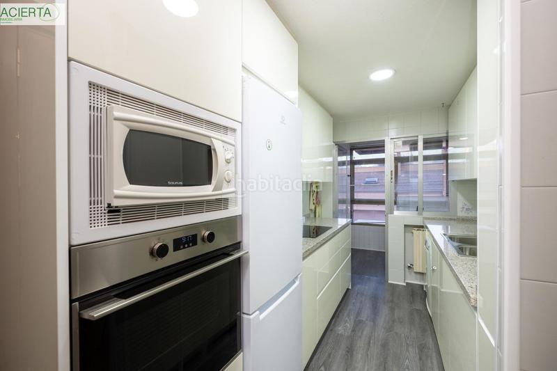 Foto 6565a9c2-a45e-4707-9059-47bbedc91a1a. Piso en avenida de la constitucion 22 piso en avenida constitución en Granada