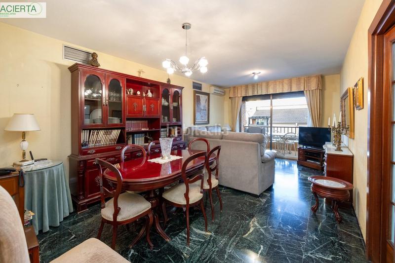 Foto 7c44cc79-c48e-40c9-9d92-8dc8fd32302f. Piso en avenida de la constitucion 22 piso en avenida constitución en Granada