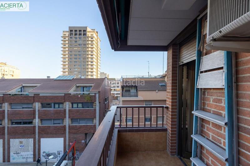 Foto c986879d-a126-4c94-beca-38fa23ecf58d. Piso en avenida de la constitucion 22 piso en avenida constitución en Granada