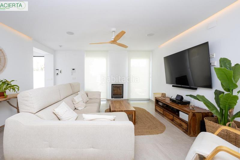 Foto 9c98ff49-b99b-45db-a676-bc40434fe6eb. Xalet a Calahonda - Carchuna Motril