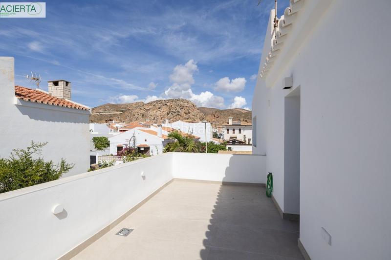 Foto fc929e8c-ca88-43e2-8cd5-6f9c4f87f692. Xalet a Calahonda - Carchuna Motril