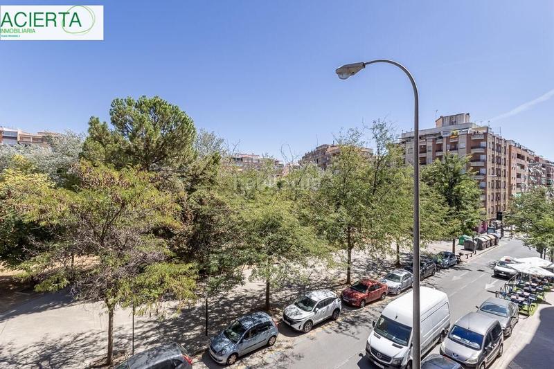 Foto e5706b1e-7270-4ef5-9856-f70f4773efbf. Flat with heating parking in Rosaleda - Juventud Granada