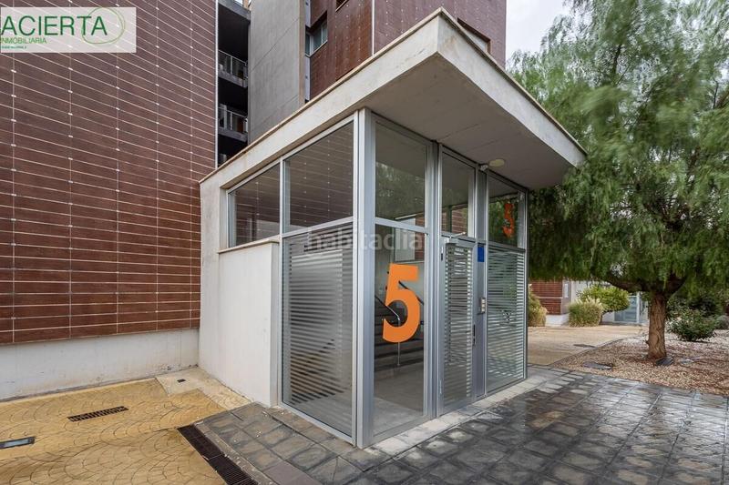 Foto 4689f2db-f96d-47a7-9e6c-f1c12c64eef0. Piso magnífico piso en Carretera de Granada-La Alcazaba Alhendín