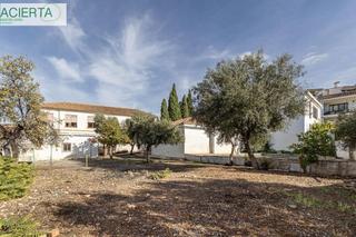 Casa  Calle carril de san miguel. Casa única en el albayzín