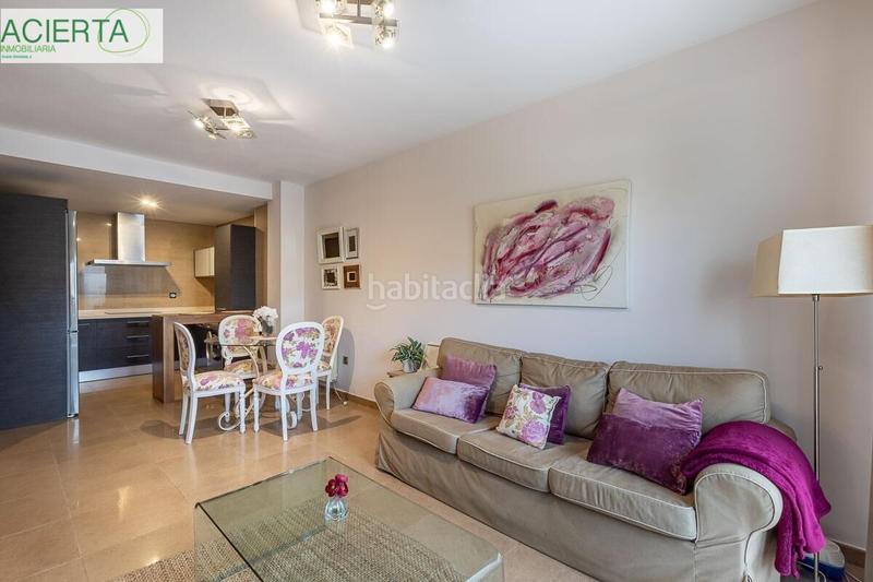 Foto 4a334cae-2dfb-4af9-8dca-eb7e79d0bf6f. Appartamento con riscaldamento in Atarfe