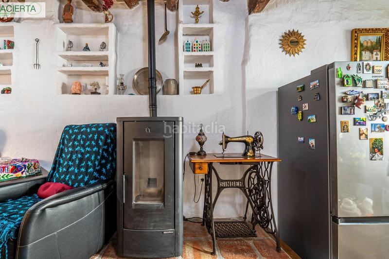 Foto 6210a059-6c1d-4335-8d89-f5b7c36169c2. Casa adossada amb calefacció a Nigüelas