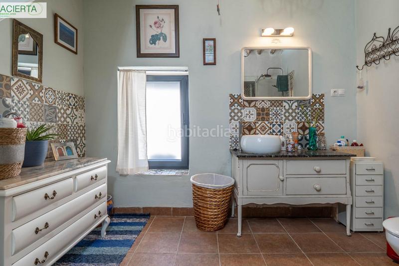 Foto d2303d7f-295e-4d3e-ab7d-fe7ae2162028. Casa adossada amb calefacció a Nigüelas