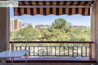 Appartement à Rosaleda - Juventud