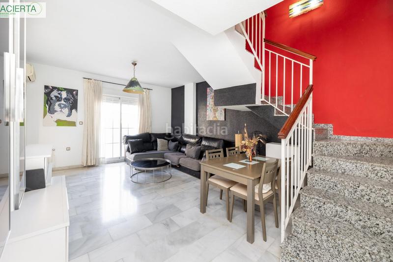 Foto 6b5ae078-5494-46dd-8636-6a18b904fe58. Dúplex amb piscina a Gójar