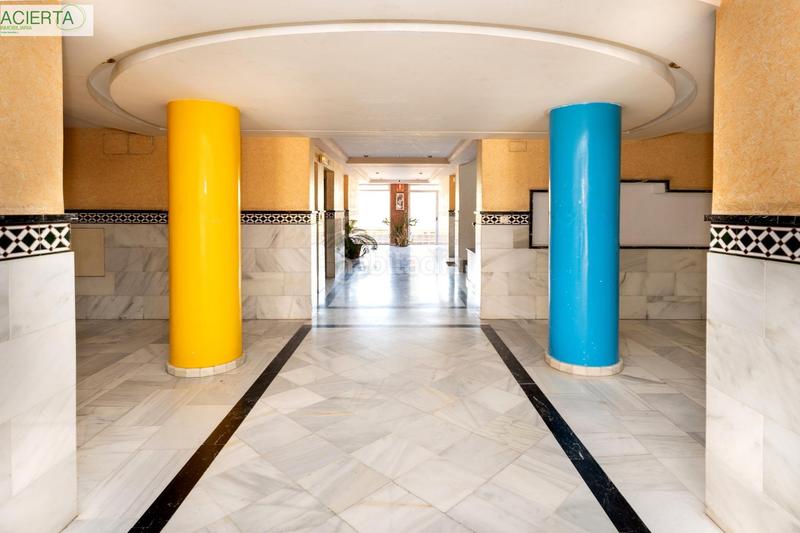 Foto 956cd70e-94b4-4282-95f2-e3686f56e2ce. Dúplex amb piscina a Gójar