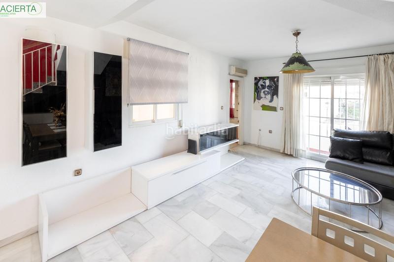 Foto eadf9d2f-5909-40ab-a533-9117a7103acd. Dúplex amb piscina a Gójar