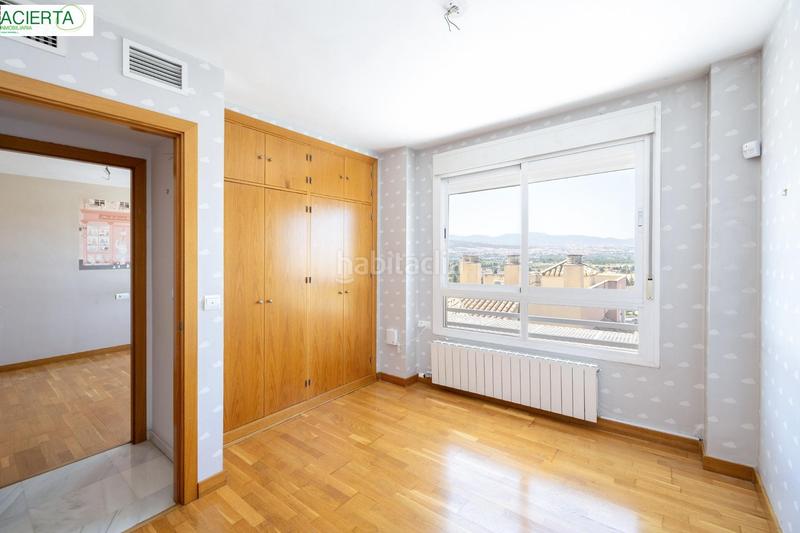 Foto 2fce8db6-1b0e-45ef-812c-1093052ff2e9. Casa bifamiliare con riscaldamento parcheggio piscina in Granada