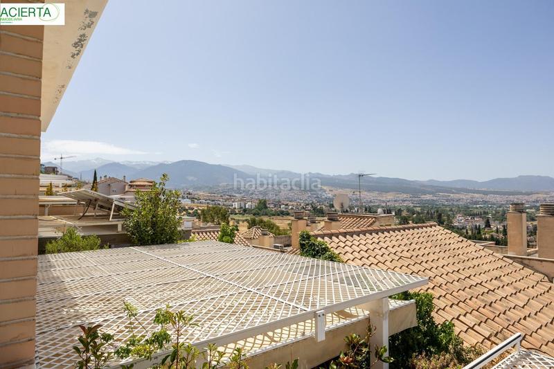 Foto e4568fff-bac0-4d22-836a-8eafcd7515fc. Casa bifamiliare con riscaldamento parcheggio piscina in Granada