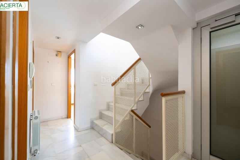 Foto f4c9b992-ad63-4704-ab34-f389f6494daf. Casa bifamiliare con riscaldamento parcheggio piscina in Granada