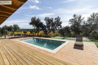 Mas  Calle urano, atarfe, granada, españa. Exclusiva vivienda de diseño en atarfe  urbanización los cortijo