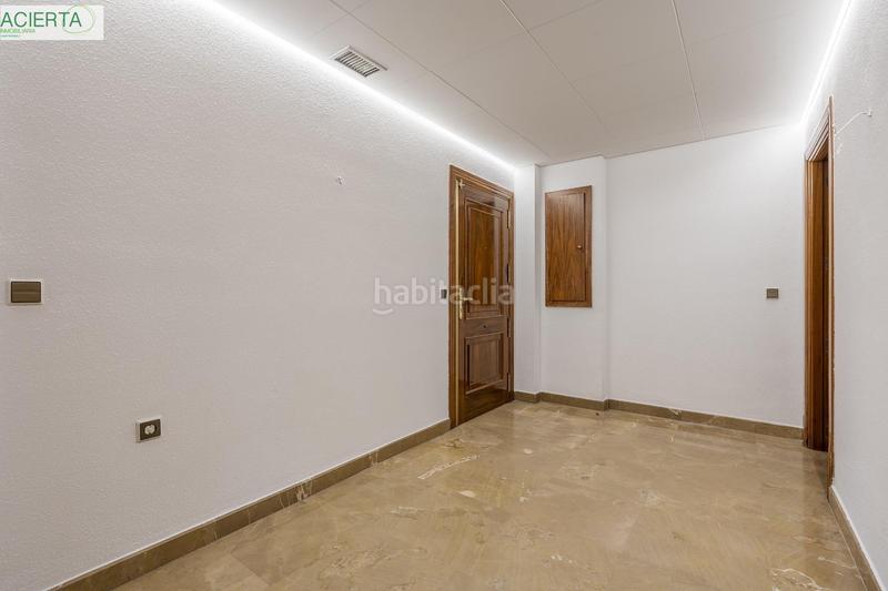 Foto 0303f713-a3da-4645-bc6d-6443483d643c. Piso fantastico piso en angel ganivet en San Matías - Realejo Granada