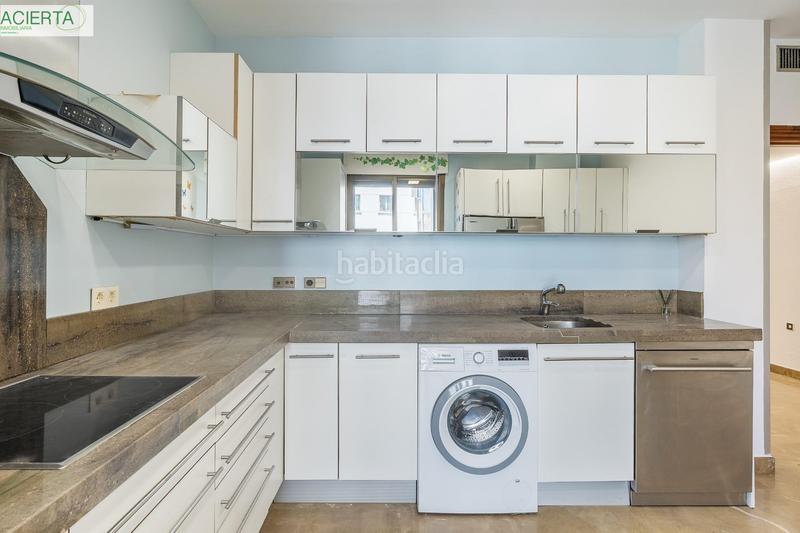 Foto 1a4215d7-236b-46d3-959b-cbd458779e17. Piso fantastico piso en angel ganivet en San Matías - Realejo Granada