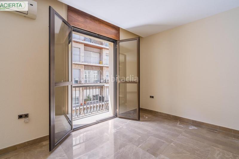 Foto d88afc2f-8763-4808-9413-6711f776b87c. Piso fantastico piso en angel ganivet en San Matías - Realejo Granada