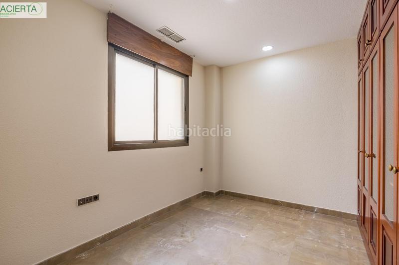Foto e09dcbeb-e946-4ea9-9413-f9e2bfe4aca3. Piso fantastico piso en angel ganivet en San Matías - Realejo Granada
