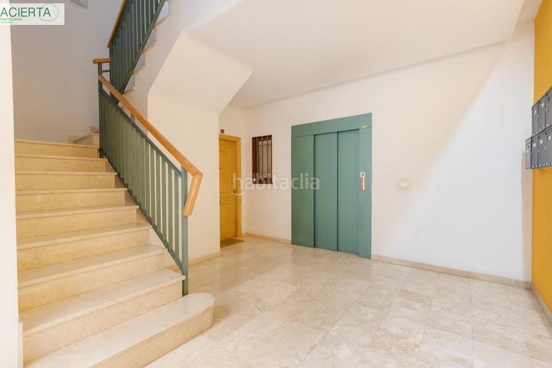 Foto 971e93c1-4b71-4f88-abd4-6d48e2c1d528. Etagenwohnung mit heizung in Centro - Sagrario Granada