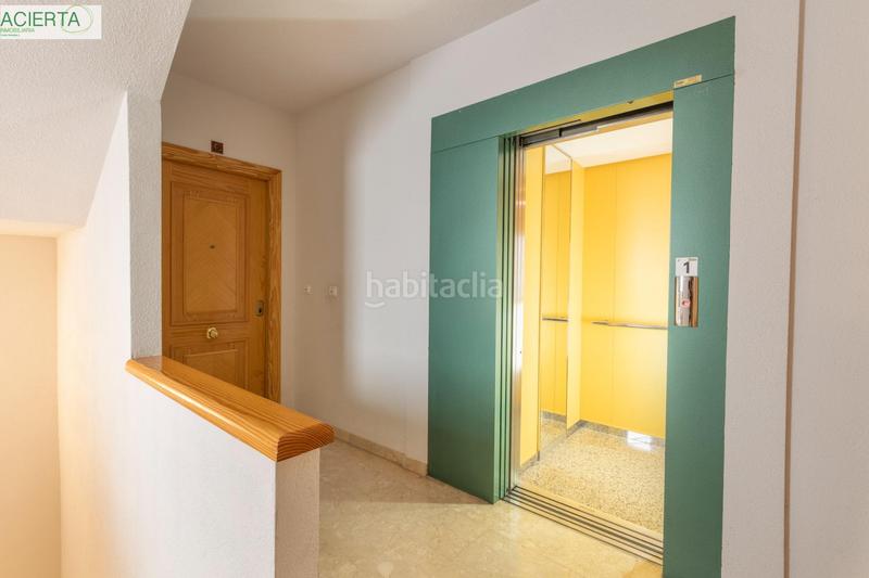 Foto e1a63302-42d1-4a4f-be19-5a5b80f4f930. Etagenwohnung mit heizung in Centro - Sagrario Granada