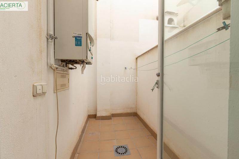 Foto fad8e338-a6d3-487c-925e-d978b11c548f. Etagenwohnung mit heizung in Centro - Sagrario Granada